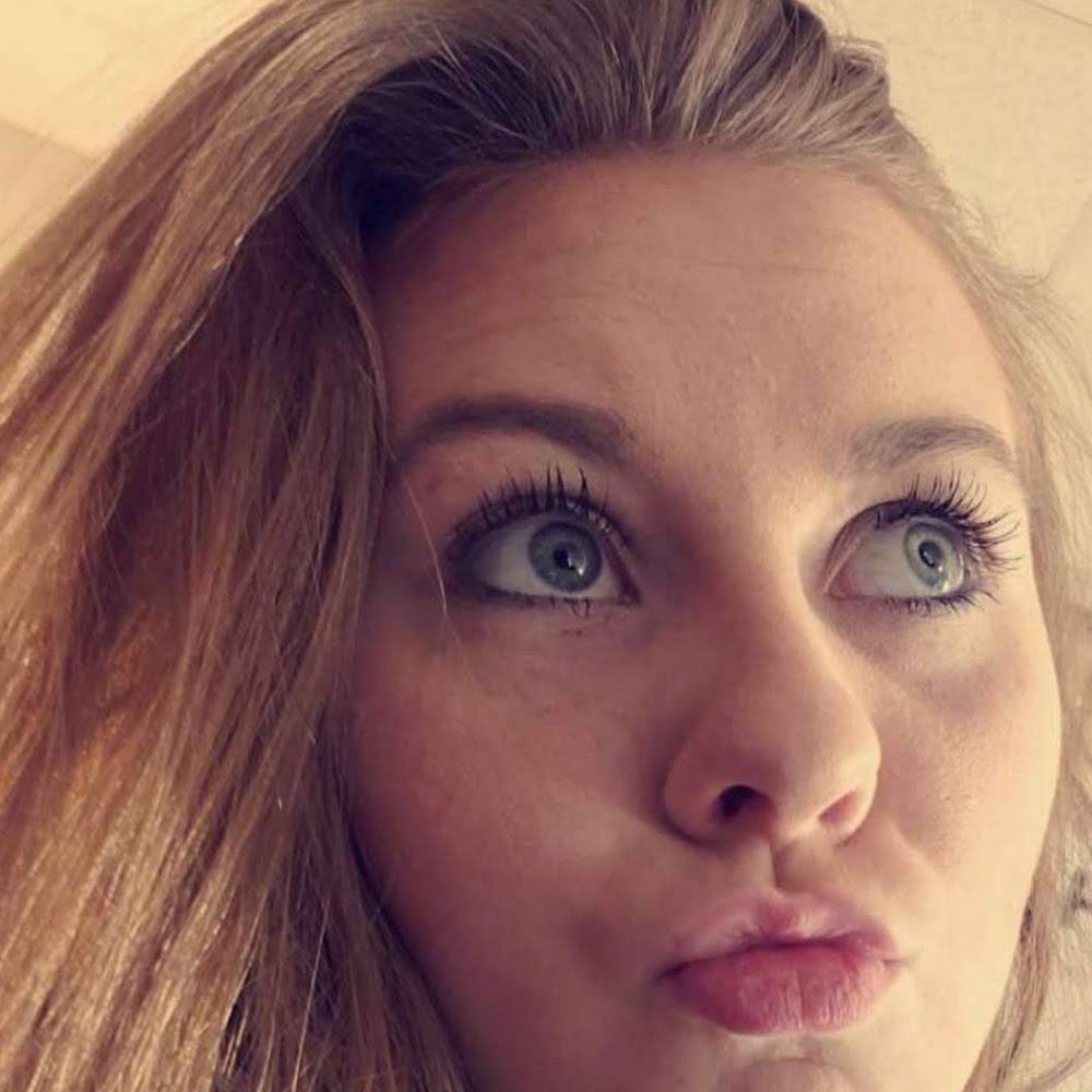 Meet your Posher, Kay
